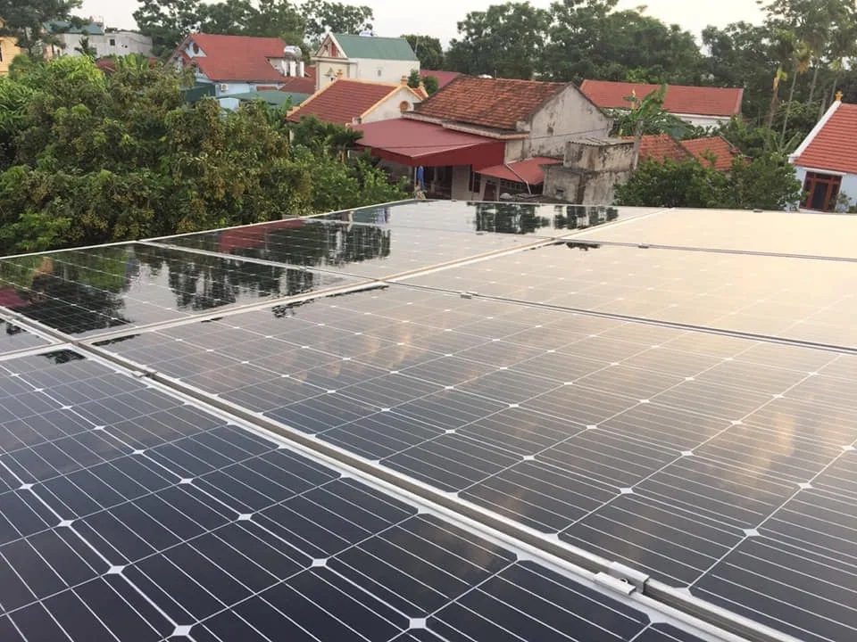 Lưu trữ điện năng lượng mặt trời bằng pin lithium có hiệu quả không