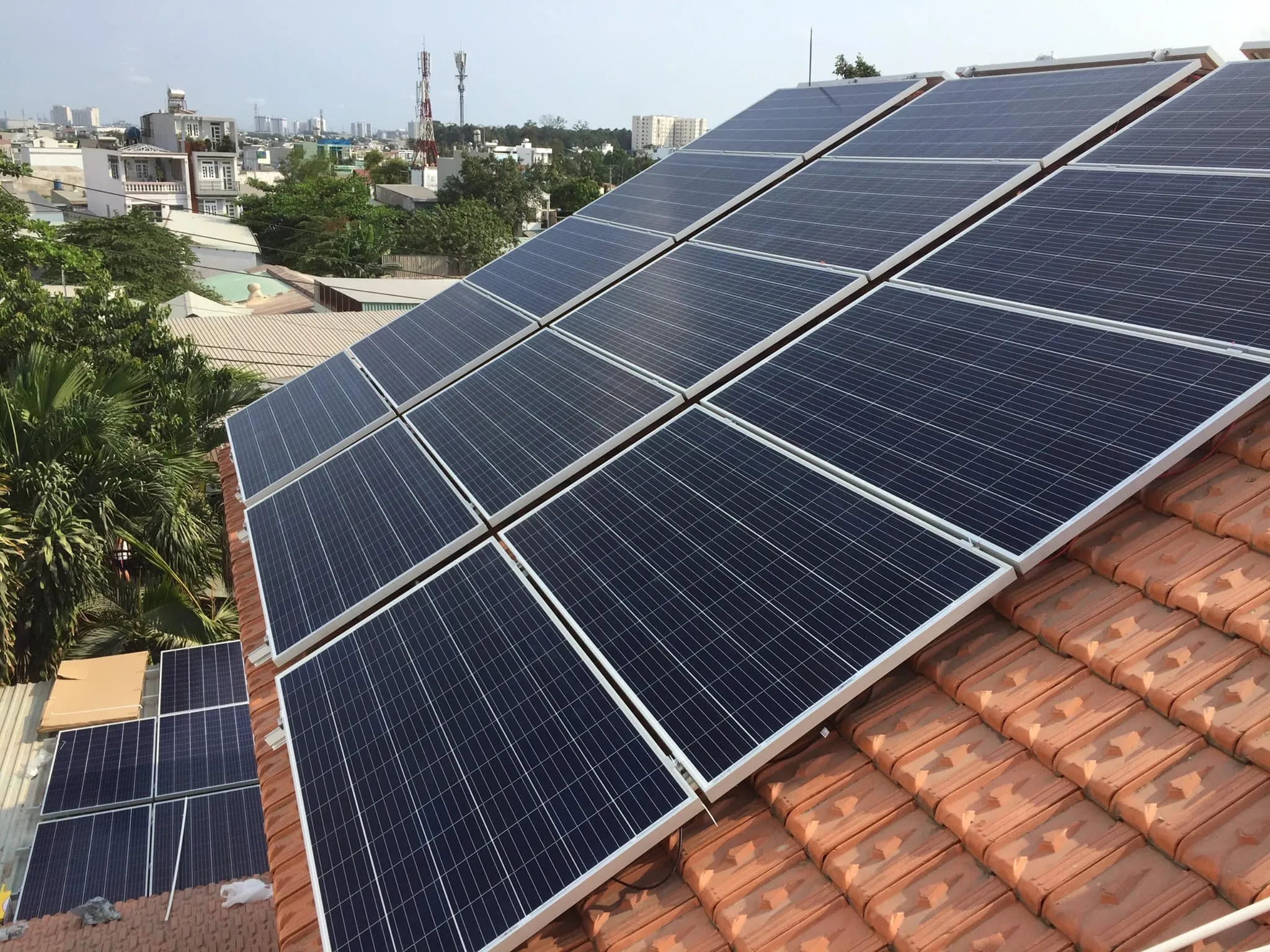 Thị trường điện mặt trời đang phát triển ra sao